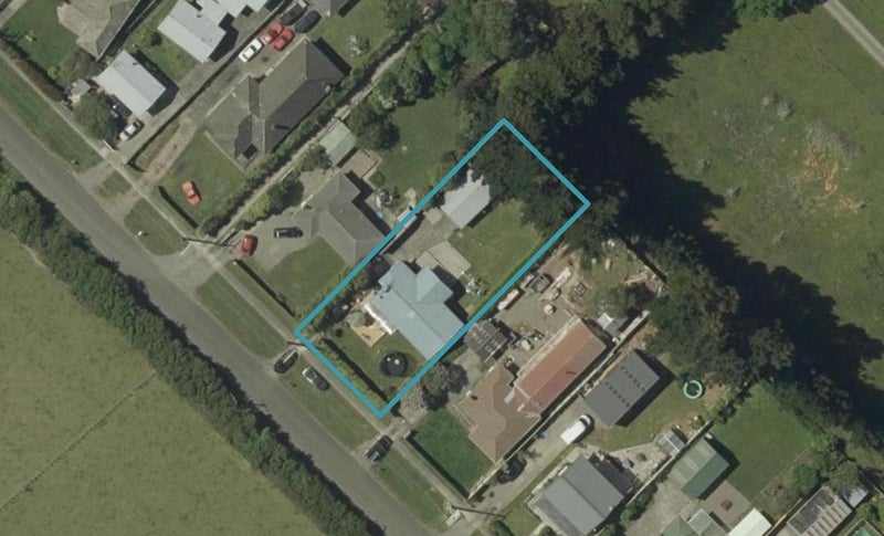 25 Hewitts Road, Linton, Palmerston North - Carousel 1