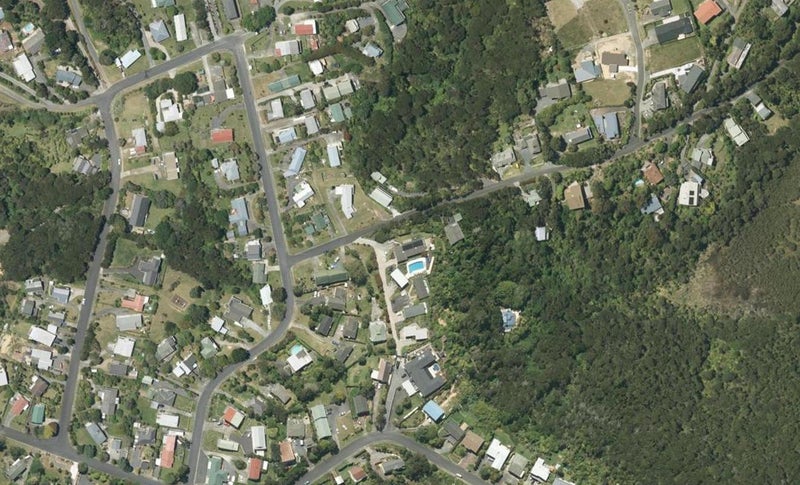 9 Causeway Road, Haruru, Haruru - Carousel 1