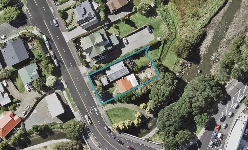 1/3 East Coast ROAD, Milford, Auckland - Carousel 1