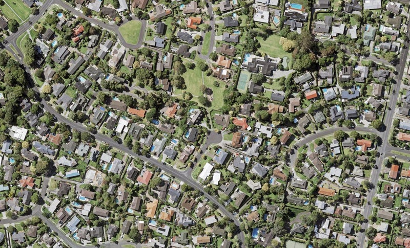 6 Hill Rise, Sunnyhills, Auckland - Carousel 1