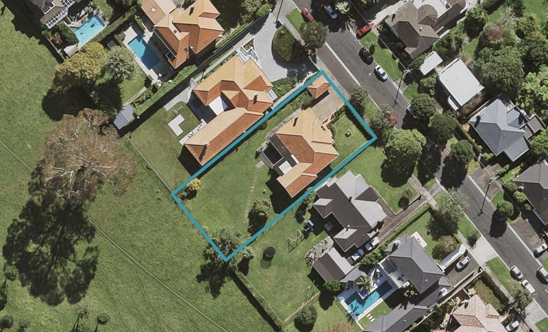 5 Maungakiekie Avenue, Greenlane, Auckland - Carousel 1