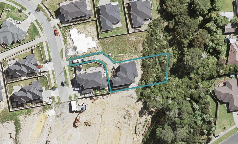 28 Korihi Drive, Swanson, Auckland - Carousel 1