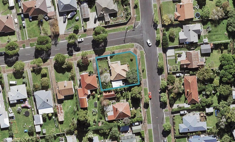 55 Fifth Avenue, Mount Albert, Auckland - Carousel 1