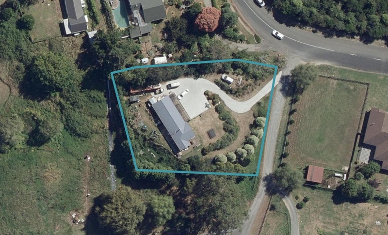 67 Foster Road, Temple View, Hamilton - Carousel 1
