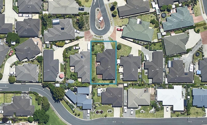 11 Pat Bishop Place, Papamoa Beach, Papamoa - Carousel 1