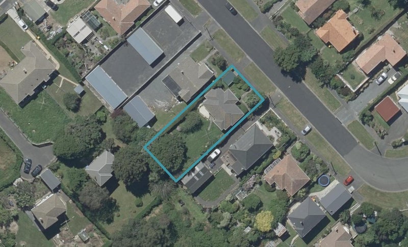 32 Hislop Street, Liberton, Dunedin - Carousel 1