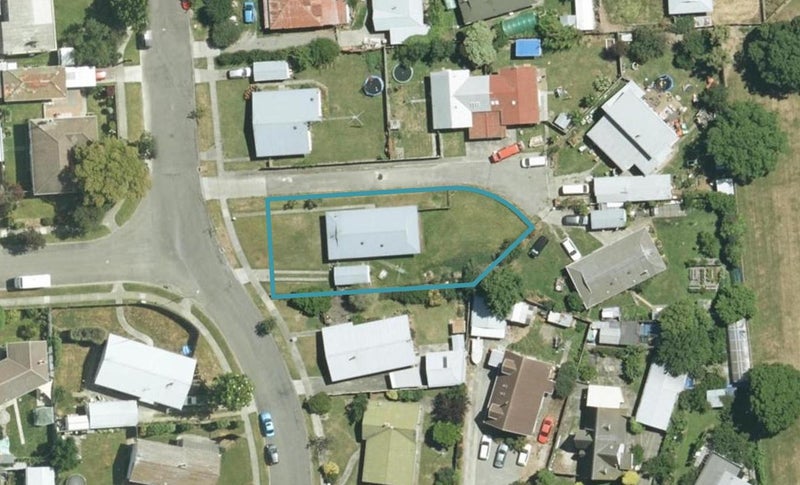 2 Mowat Street, Springlands, Blenheim - Carousel 1