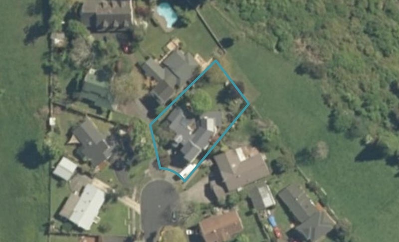 32 Marlowe Drive, Leamington, Cambridge - Carousel 1