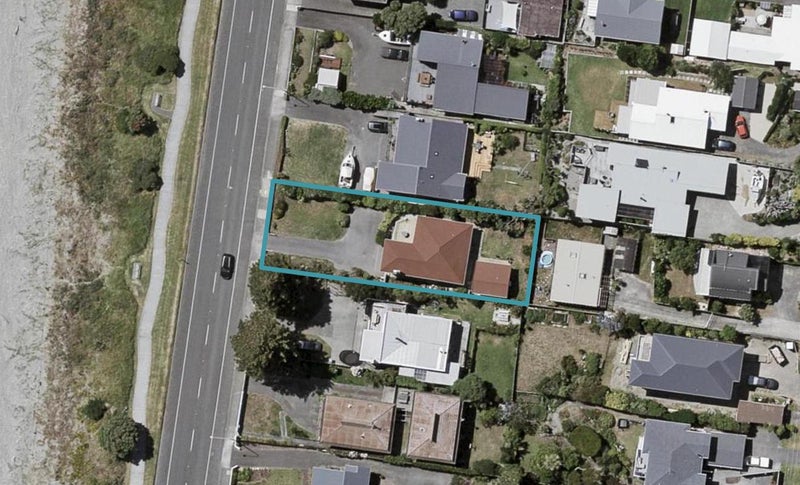 78 Marine Parade, Paraparaumu Beach, Paraparaumu - Carousel 1