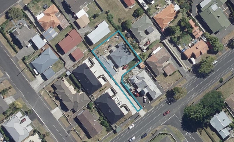 90 Maeroa Road, Maeroa, Hamilton - Carousel 1