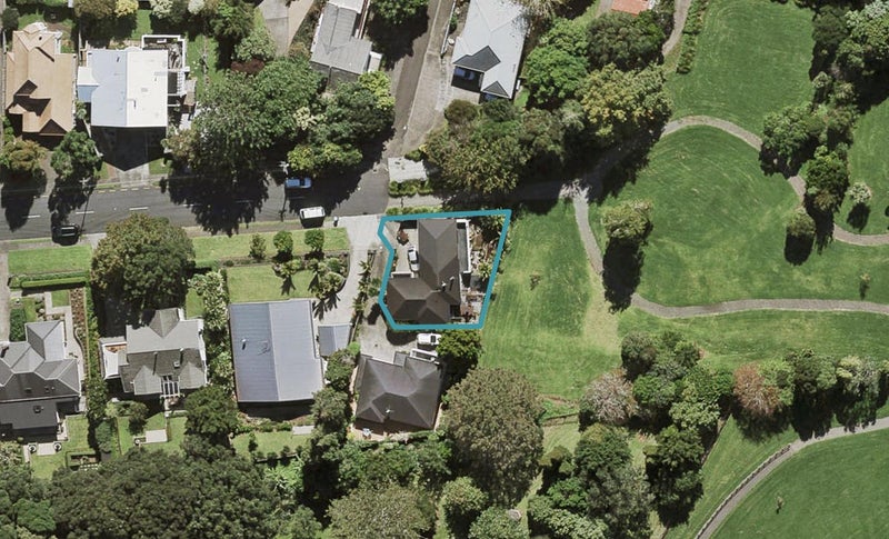 17A Budock Road, Hillsborough, Auckland - Carousel 1