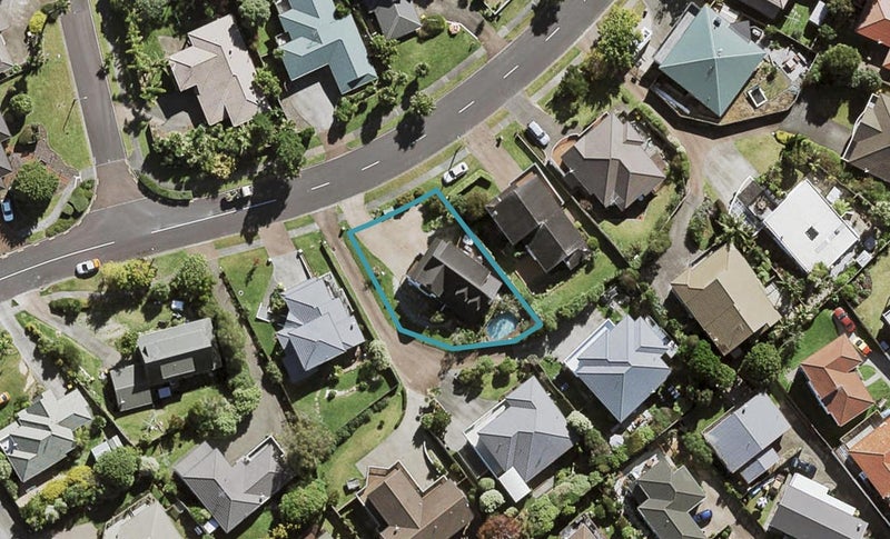 16 Goldfinch Rise, Unsworth Heights, Auckland - Carousel 1