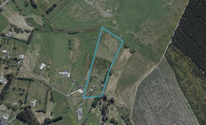 4 Old Windsor Lane, Bottle Lake, Christchurch - Carousel 1