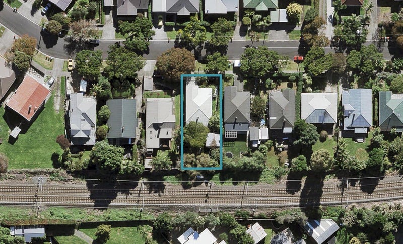 26 Malvern Road, Morningside, Auckland - Carousel 1