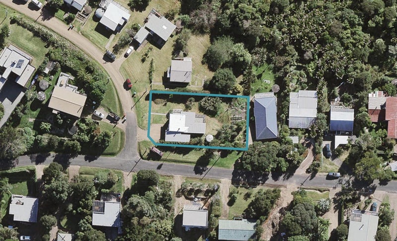 45 Marine View Road, Onetangi, Waiheke Island - Carousel 1