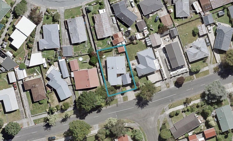 31 California Drive, Totara Park, Upper Hutt - Carousel 1