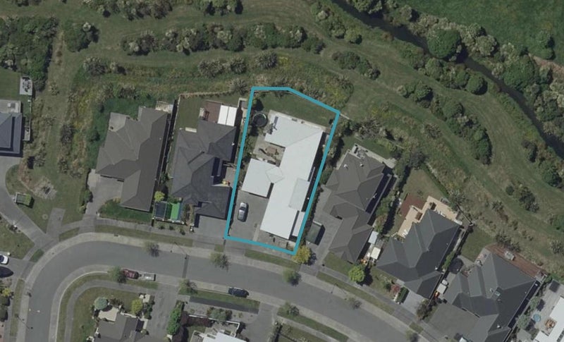 19 Holbrook Way, Westmorland, Christchurch - Carousel 1