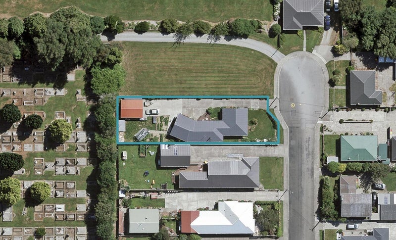 24 Fraser Street, Waikiwi, Invercargill - Carousel 1