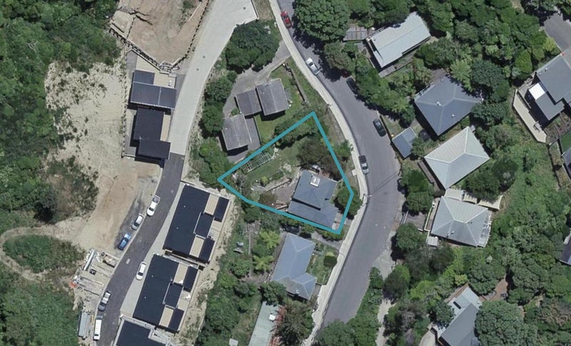13 Rangiora Avenue, Kaiwharawhara, Wellington - Carousel 1