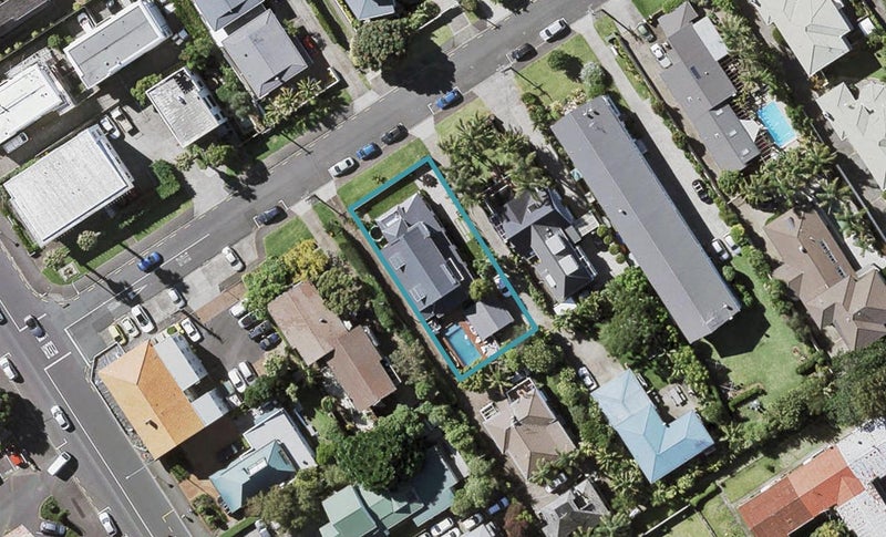 5 Sanders Avenue, Takapuna, Auckland - Carousel 1