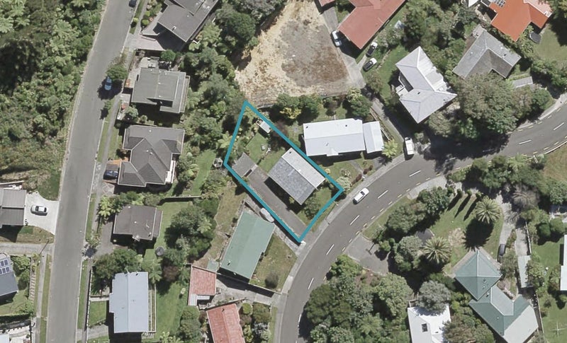 51 Park Road, Belmont, Lower Hutt - Carousel 1