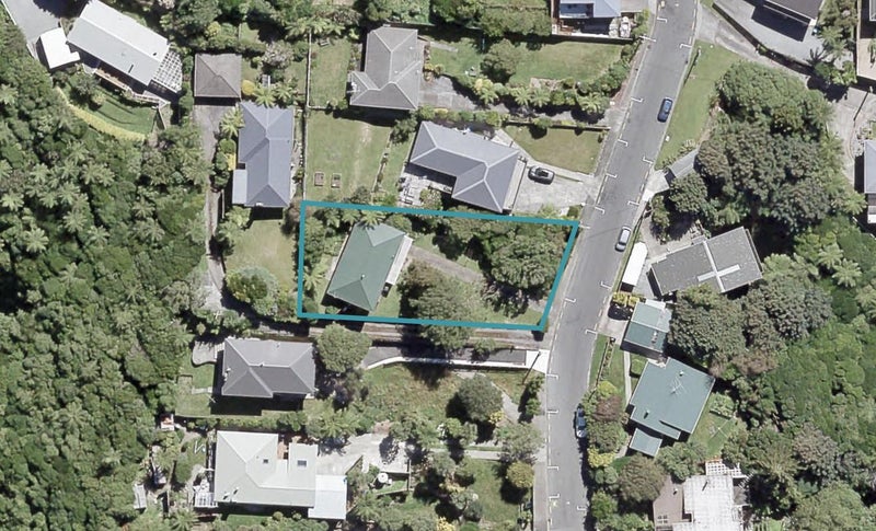 22 Martin Grove, Normandale, Lower Hutt - Carousel 1