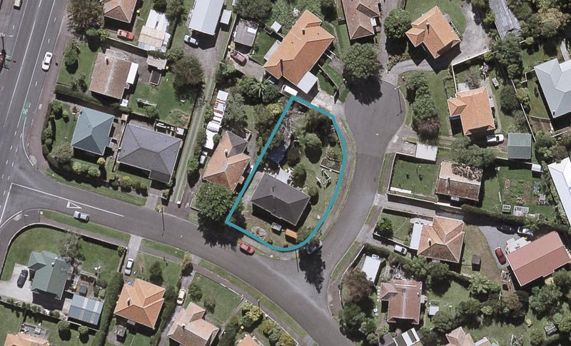 5 Wrantage Street, Westown, New Plymouth - Carousel 1