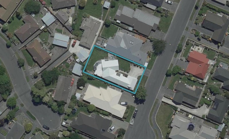 12 Inglewood Place, Avonhead, Christchurch - Carousel 1