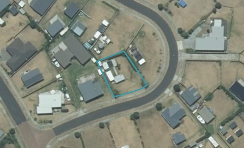 134 Rangiora Crescent, Matarangi - Carousel 1