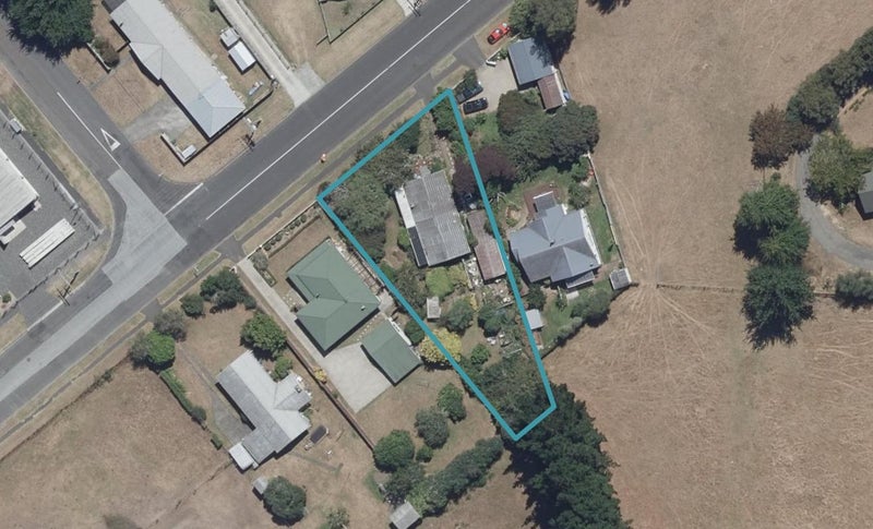 132 Peacockes Road, Fitzroy, Hamilton - Carousel 1