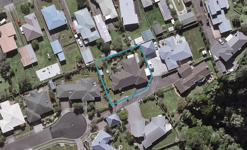 1A Waiwera Place, Merrilands, New Plymouth - Carousel 1