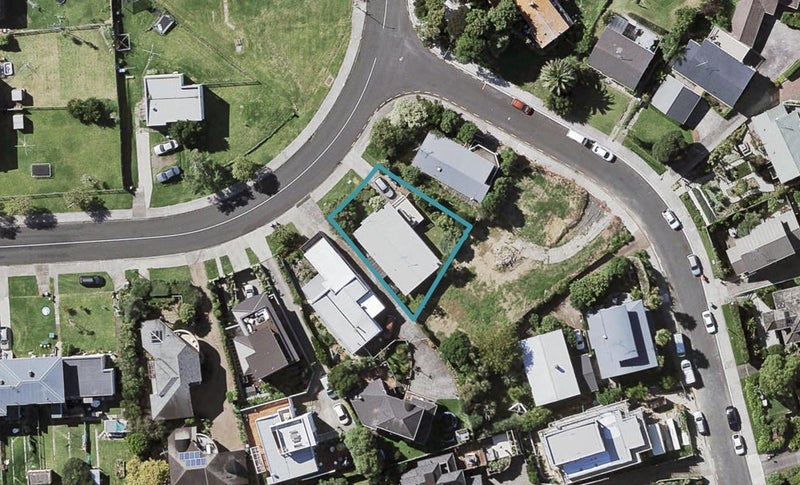 13 Te Arawa Street, Orakei, Auckland - Carousel 1