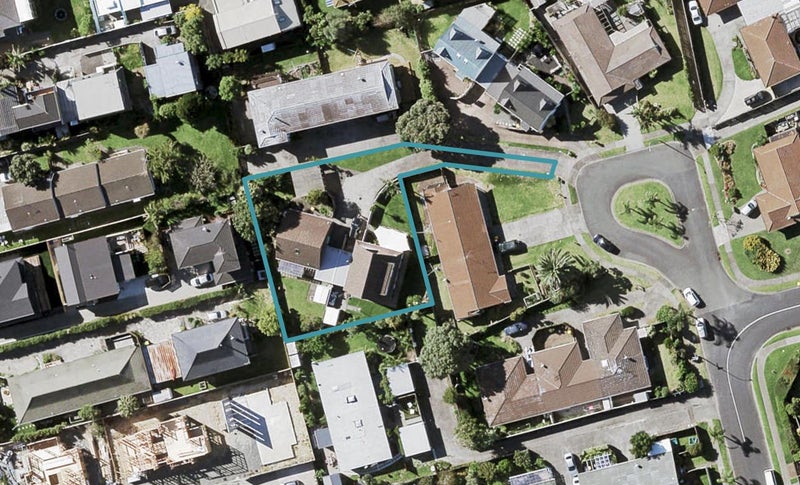 1/20 Vivian Wilson Drive, Eastern Beach, Auckland - Carousel 1