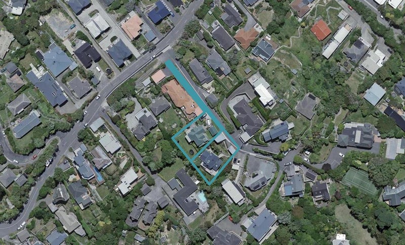 2 Clive Road, Khandallah, Wellington - Carousel 1