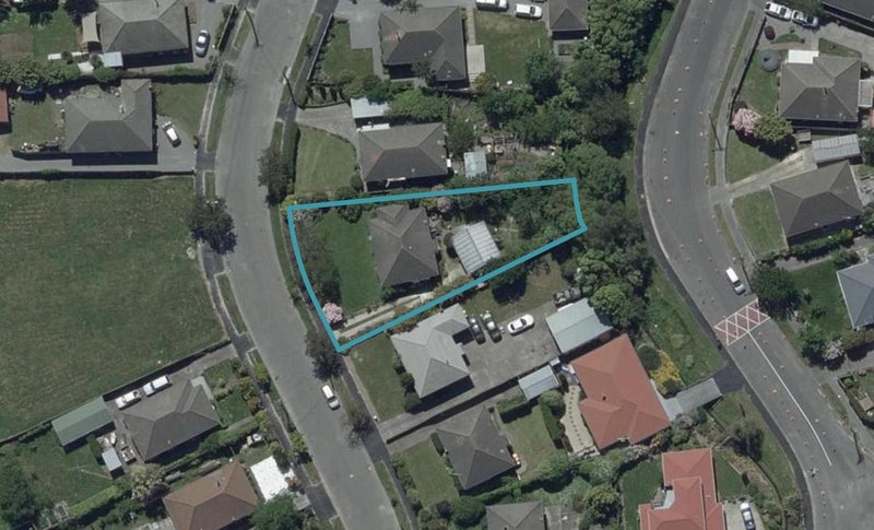 28 Bellbrook Crescent, Shirley, Christchurch - Carousel 1