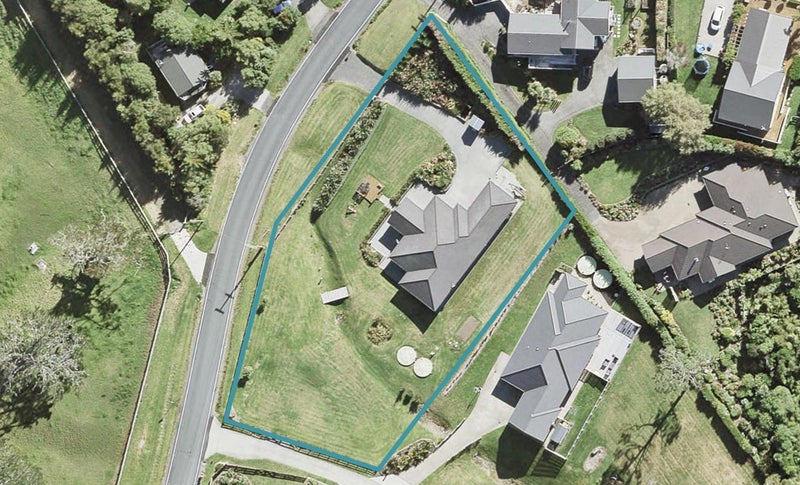 110 Vaughans Road, Albany - Carousel 1