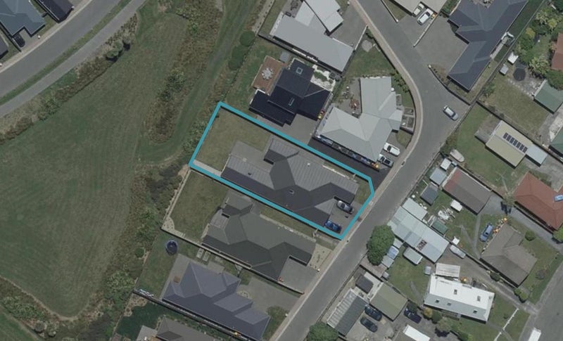 8 Kilkivan Lane, Broomfield, Christchurch - Carousel 1