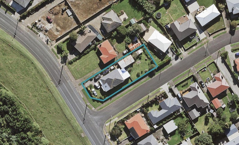 161 Wallace Road, Mangere Bridge, Auckland - Carousel 1