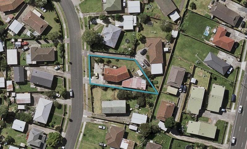 32 Zelda Avenue, Clover Park, Auckland - Carousel 1