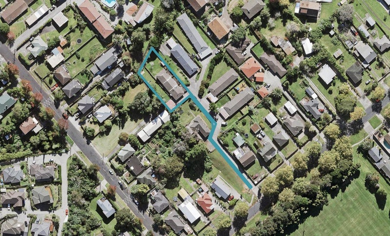 3/81 Seabrook Avenue, New Lynn, Auckland - Carousel 1