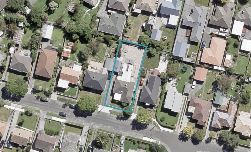 40 Brasell Street, Fairfield, Lower Hutt - Carousel 1