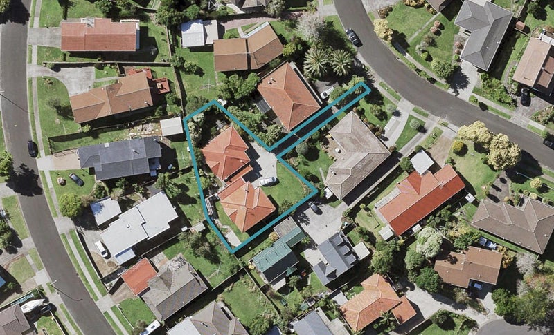 2/27 Olena Avenue, Sunnyhills, Auckland - Carousel 1