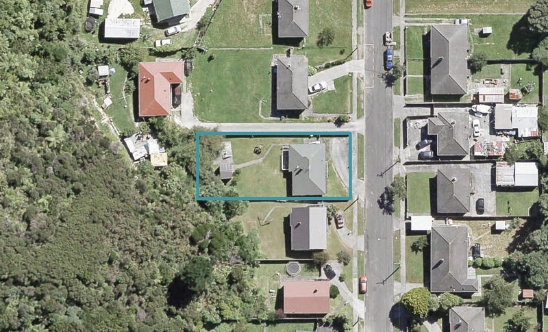 53 Judd Crescent, Naenae, Lower Hutt - Carousel 1