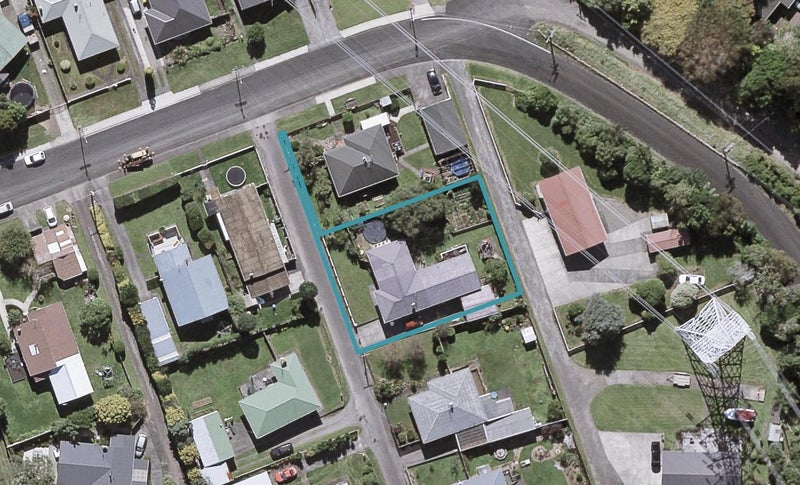 18A Saxton Road, Upper Vogeltown, New Plymouth - Carousel 1