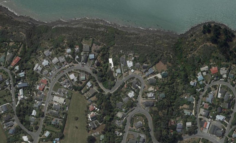 19 Ranui Crescent, Diamond Harbour, Lyttelton - Carousel 1