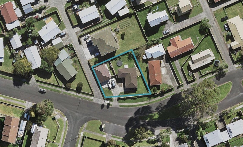 28 Trevor Hosken Drive, Wiri, Auckland - Carousel 1