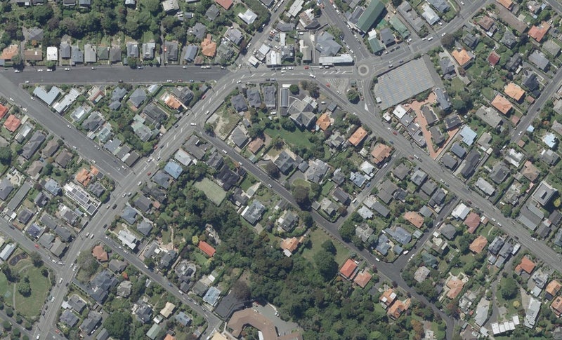 15 Grendon Street, Maori Hill, Dunedin - Carousel 1