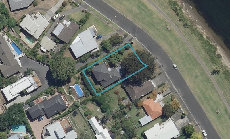 15 Ann Street, Beerescourt, Hamilton - Carousel 1