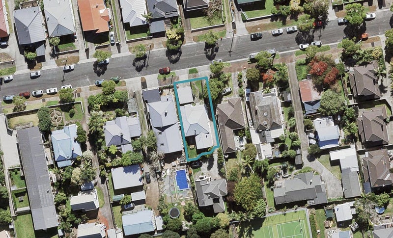 9 Fifth Avenue, Mount Albert, Auckland - Carousel 1