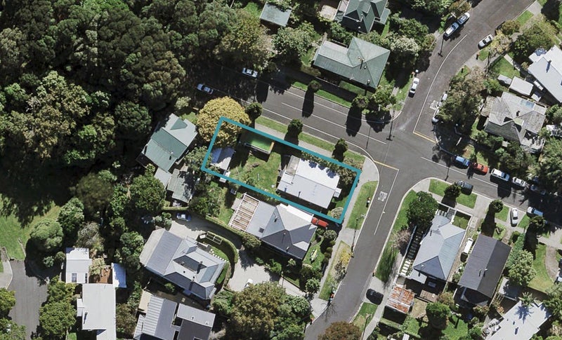 1 Malvern Road, Morningside, Auckland - Carousel 1